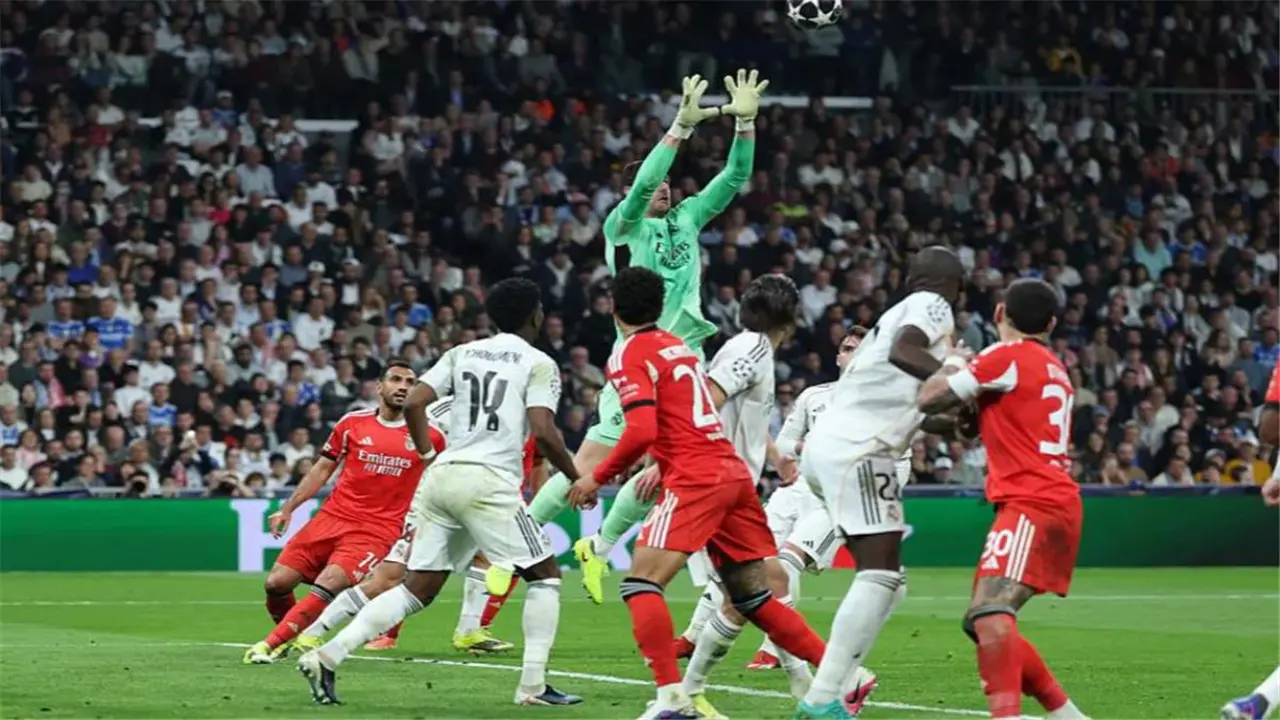 الكشف عن هوية رجل مباراة ريال مدريد وبنفيكا ببطولة دوري أبطال أوروبا